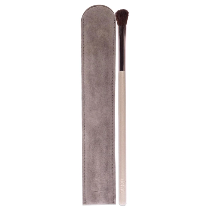 Delilah Eyeshadow Brush - BR05